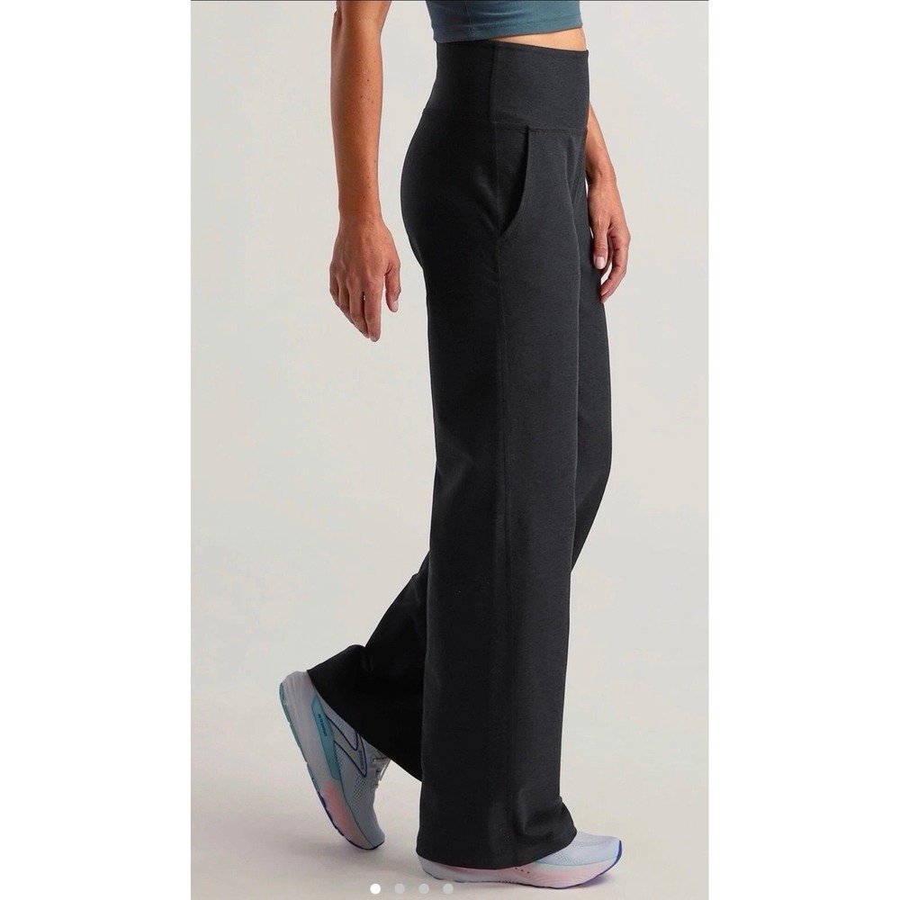 Beyond Yoga Spacedye Laid Back Wide Leg Pant Charcoal Heather High Waist Pockets